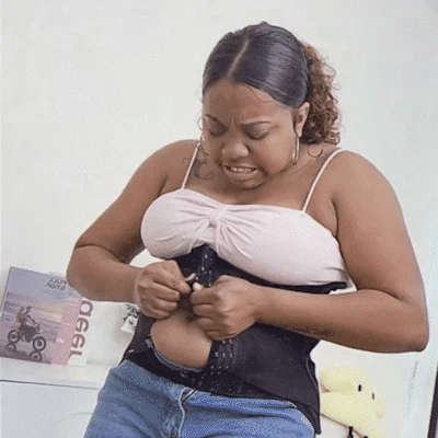 Curveon™ Karın Toparlayan ve Kalça Kaldıran Dikişsiz Vücut Şekillendirici İç Çamaşırı